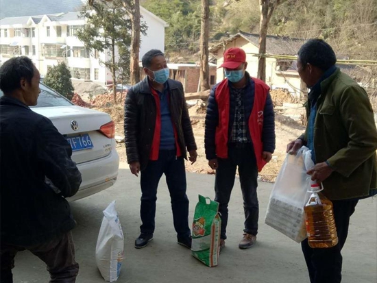 【黨員在一線】張隆如：為民守護(hù)  頑強戰(zhàn)“疫”