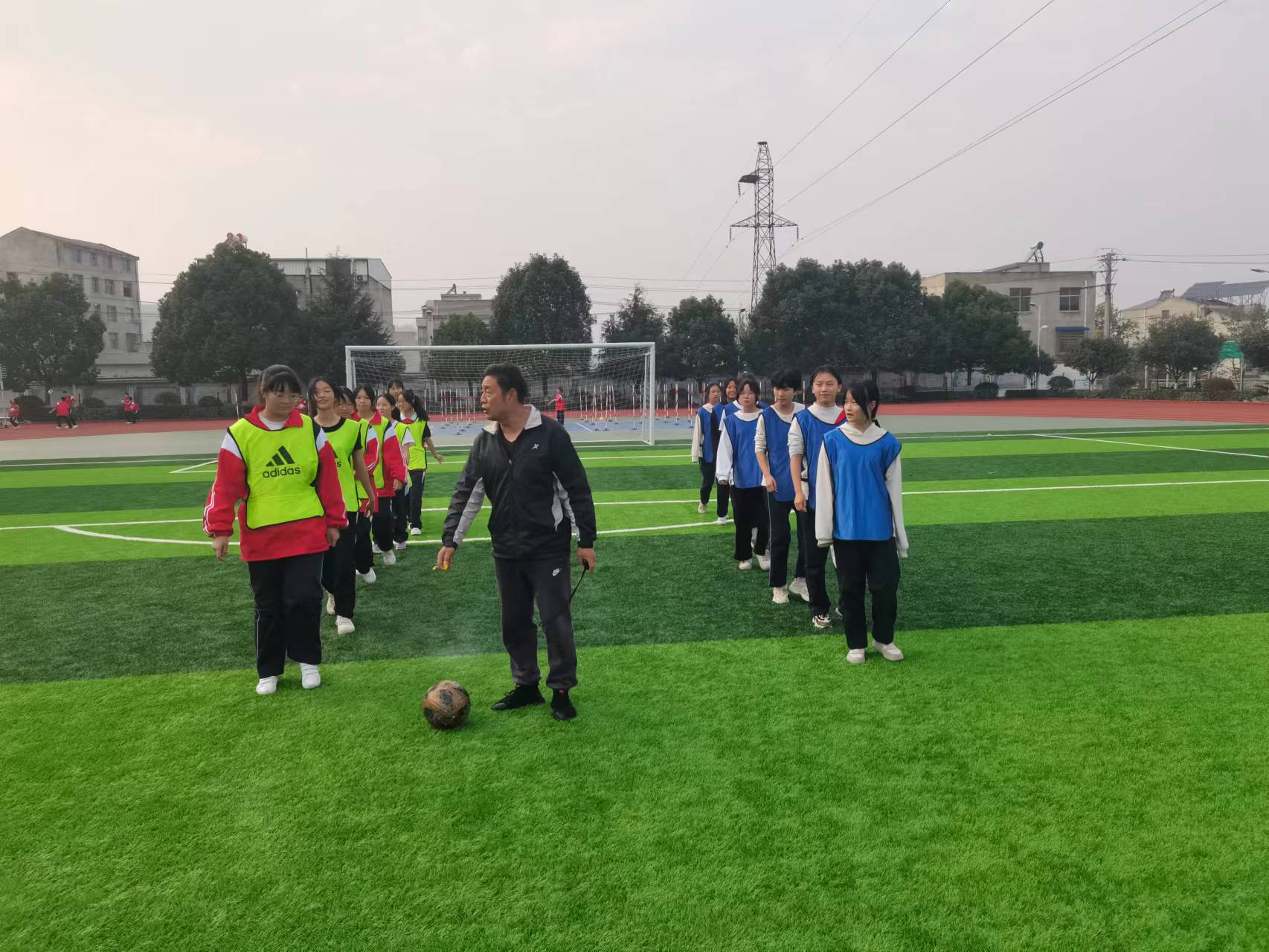 七河中學舉辦第三屆校園班級足球聯賽