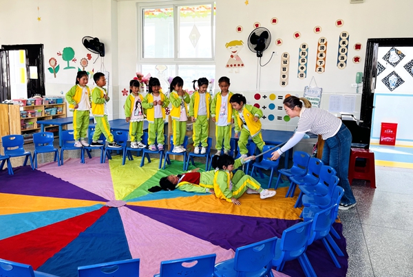 房縣青峰鎮中心幼兒園：珍愛生命，嚴防溺水