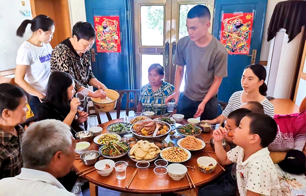 童心傳經典 月圓話佳節