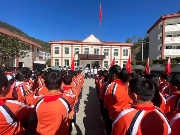 “星”光璀璨，“章”顯風采