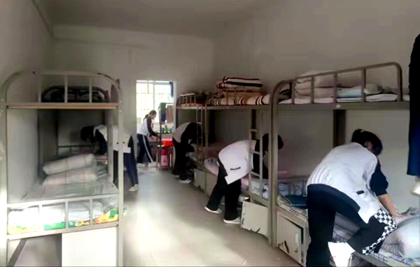 內務整理秀風采  獨立自主我自強