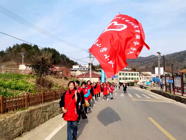 學雷鋒，見行動，樹新風 ——沙河鄉明德小學雷鋒志愿服務活動