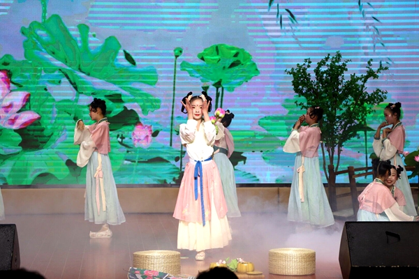 房縣城關鎮八一希望小學選送的情景劇《夏夢》將登上房縣2024年春晚舞臺