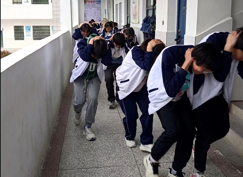 沙河初中：以練代戰，臨“震”不亂