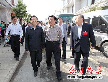 與會代表觀摩我縣十星級文明農戶創建工作