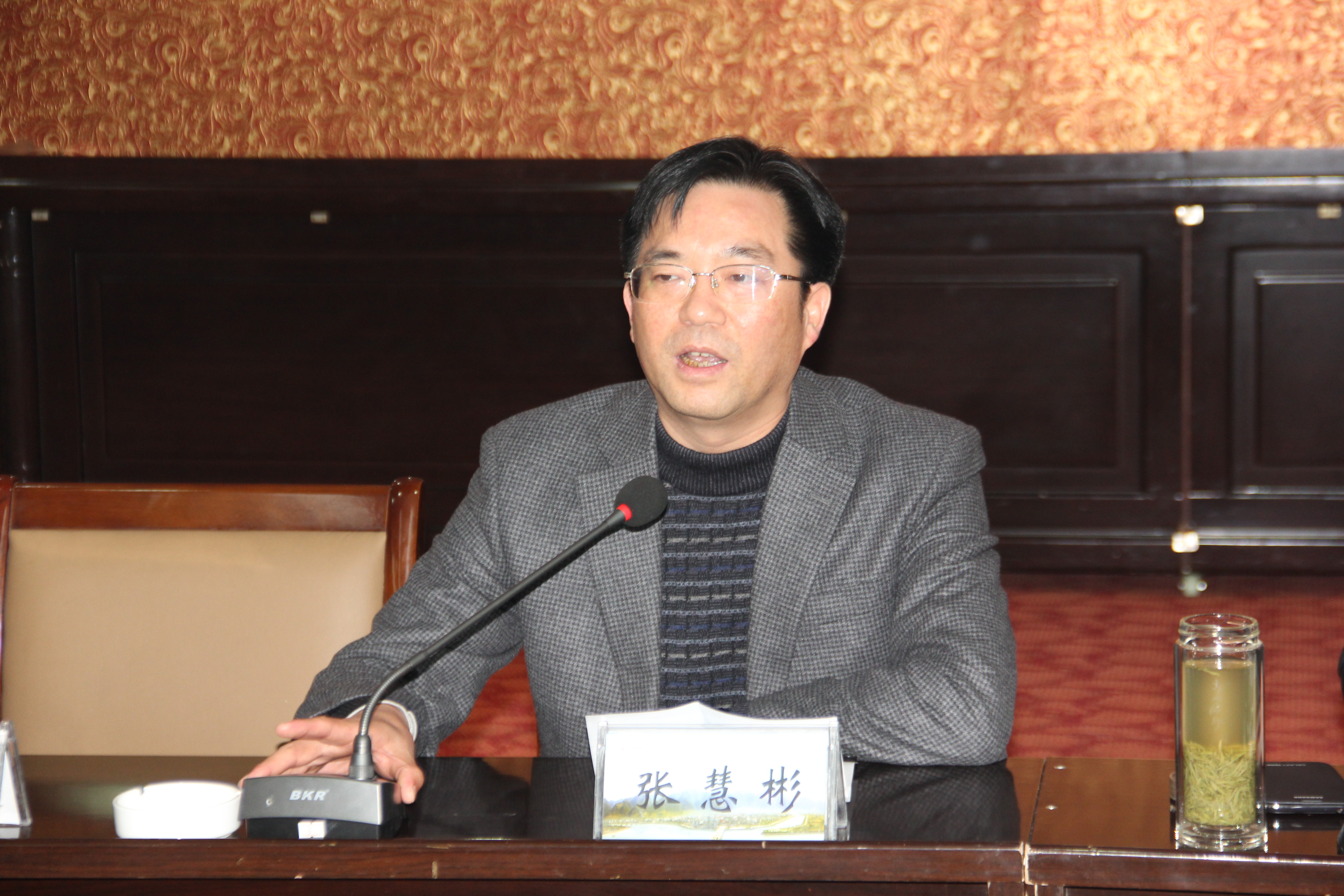 我縣首家小額貸款公司成立