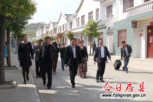 吳世杰來我縣調研農村精神文明創建工作