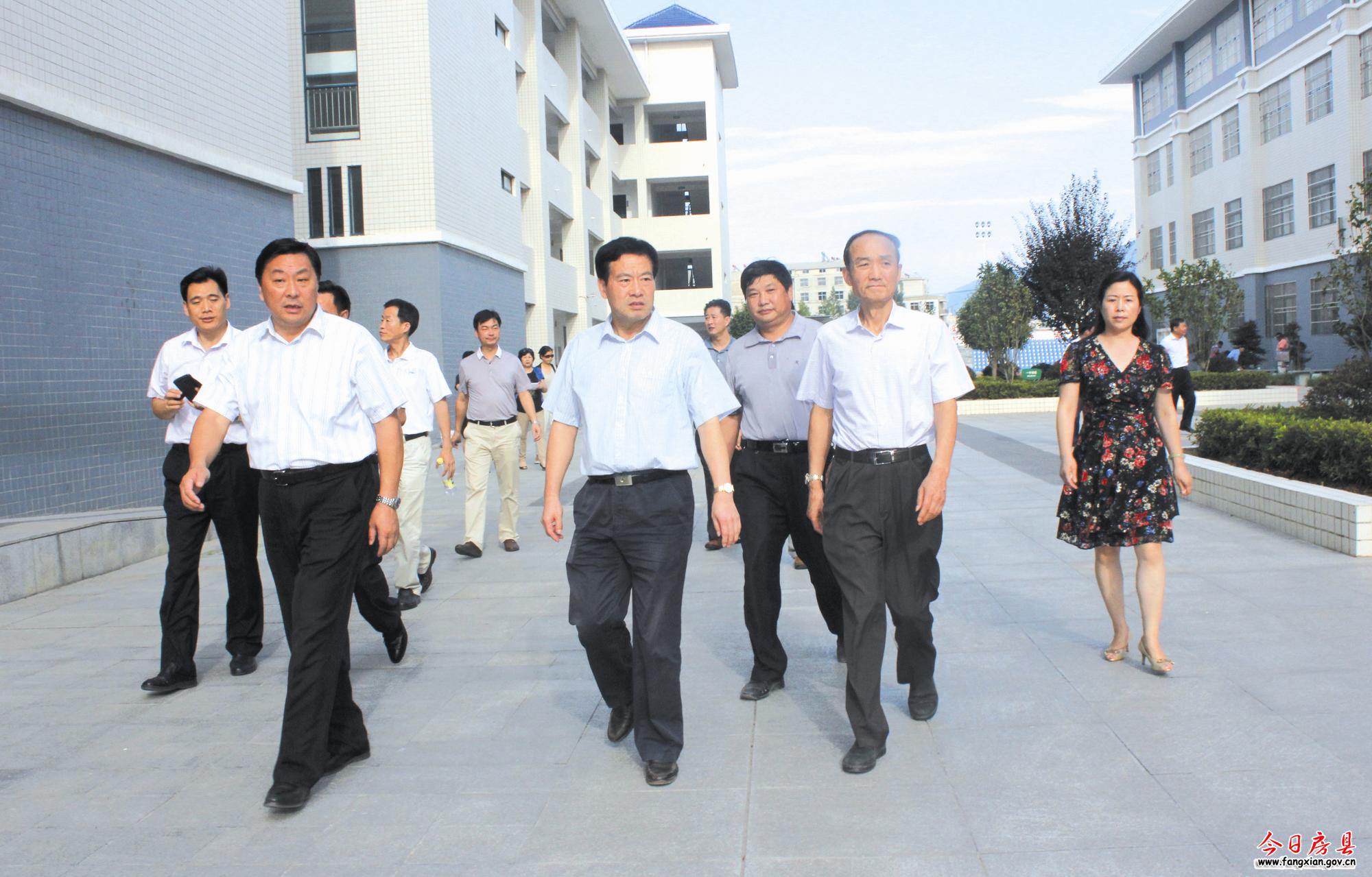 省政協副主席劉善橋視察我縣社會管理綜合治理工作