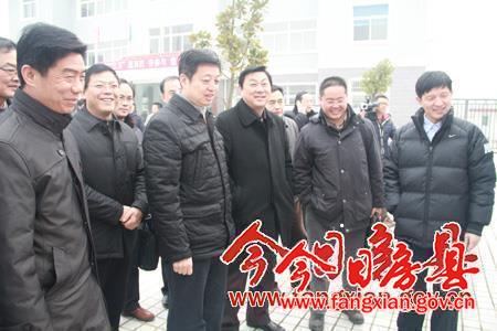 省發改委來我縣開展“三萬”活動