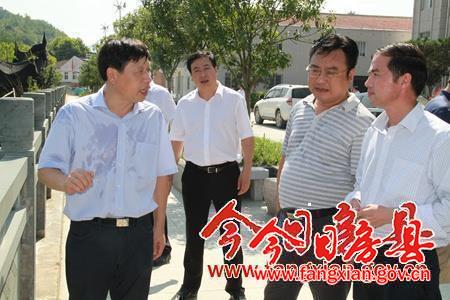 張維國來我縣調研十竹路（房縣段）建設情況