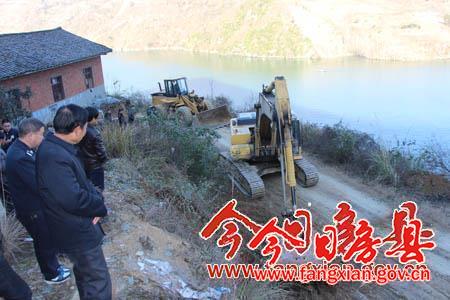 十竹路（房縣姚坪段）施工忙