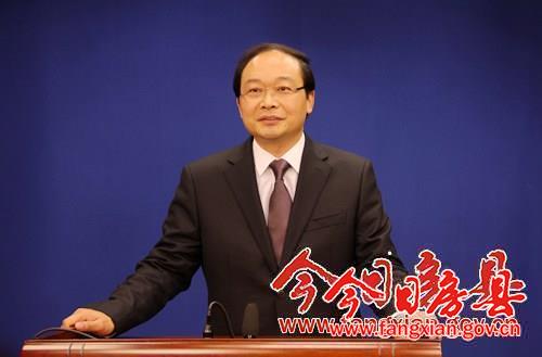 縣長蔡賢忠發(fā)表2015年春節(jié)致辭