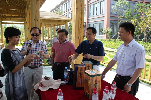 全市招商引資及外貿(mào)出口工作拉練督辦會在房縣召開