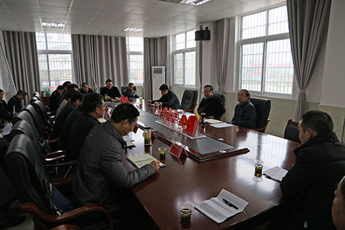 劉榮山來(lái)房指導(dǎo)村（社區(qū)）“兩委”換屆工作