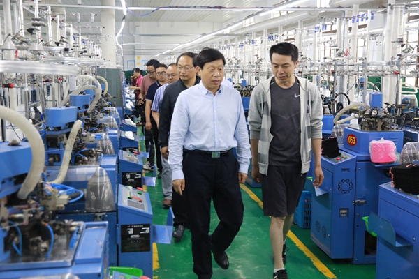 張維國在房縣調(diào)研工業(yè)企業(yè)發(fā)展