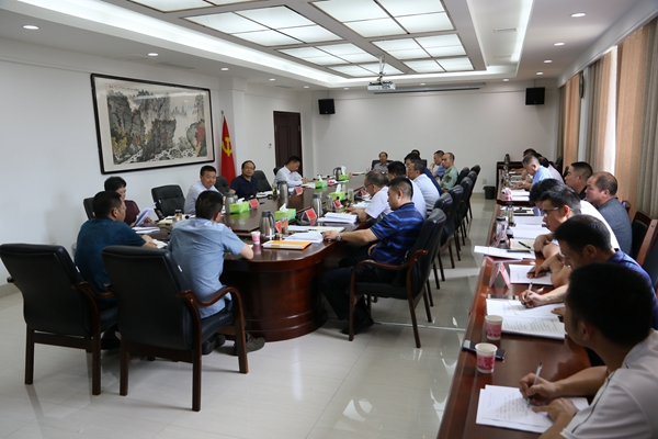 我縣召開(kāi)縣委全面依法治縣委員會(huì)第一次全會(huì)