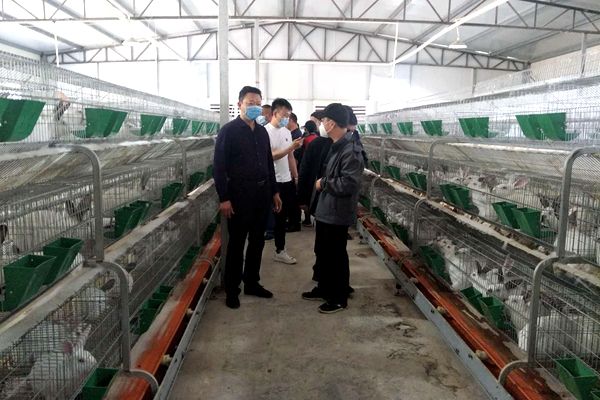 房縣餐飲協會積極助力脫貧攻堅