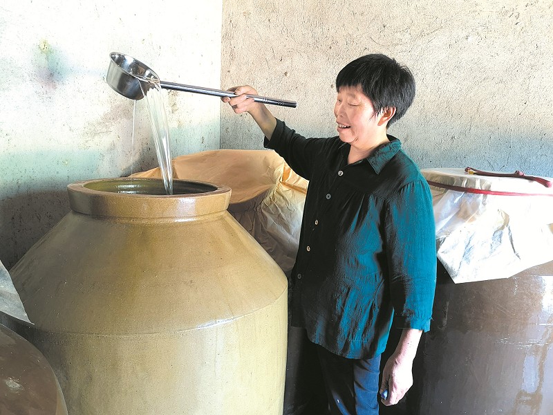 把奮斗的日子釀成酒 ——房縣門古寺鎮高塘村村民熊次連的脫貧故事