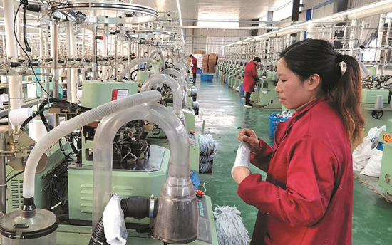 開足馬力 忙生產(chǎn)