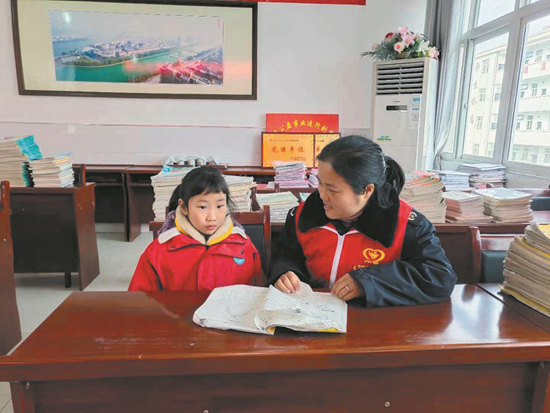 文明花開香滿園 ——房縣全力打造讓群眾滿意的志愿服務(wù)品牌