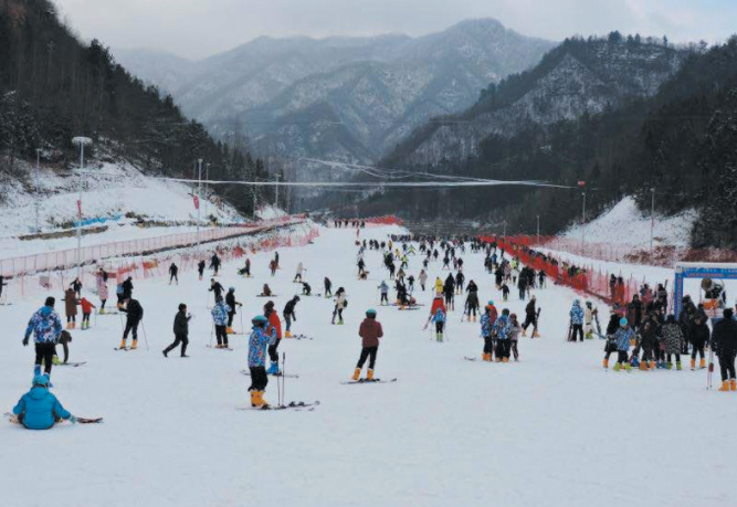 凝聚發(fā)展大氣場——房縣高質(zhì)量推進招商引資工作走筆