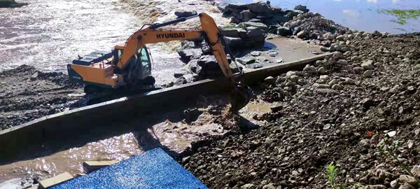 開源砂石料公司積極支援防汛工作