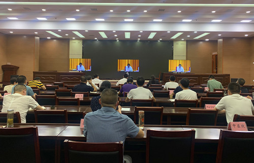 紀(jì)道清在收看全市疫情防控視頻會(huì)后強(qiáng)調(diào)：立即行動(dòng) 全面布防 嚴(yán)格落實(shí)疫情防控措施