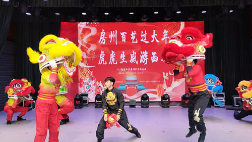 西關(guān)印象：廟會添年味 民俗鬧新春