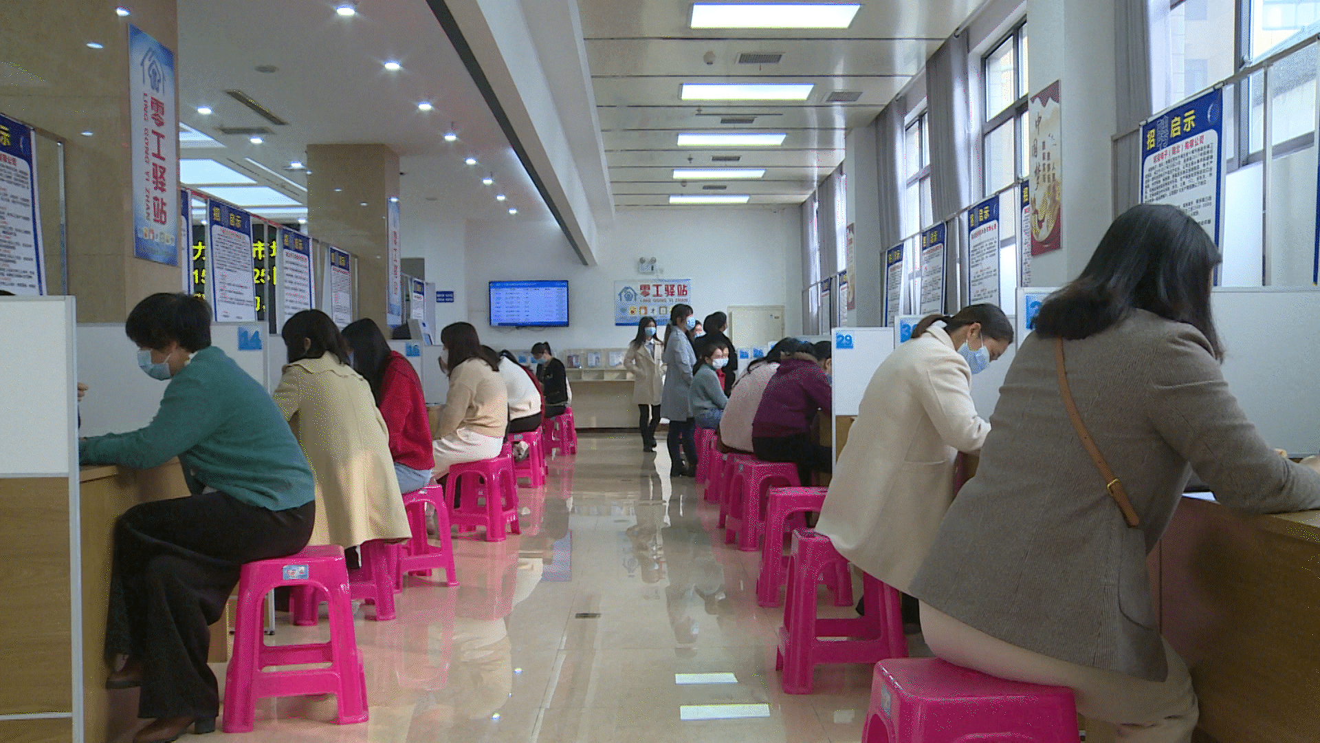 房縣：“零工驛站”破解求職難題 提供崗位12600個(gè)