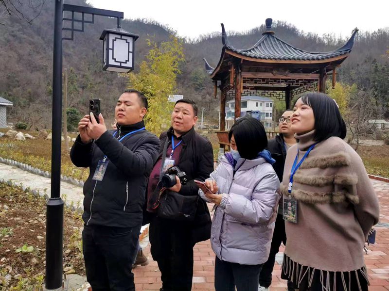 房縣網絡大v采風活動落幕，黨的二十大精神深入人心