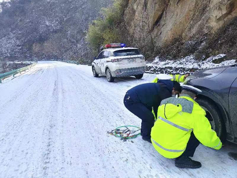 縣交警大隊(duì)：四個(gè)強(qiáng)化，守好元旦“安全關(guān)”