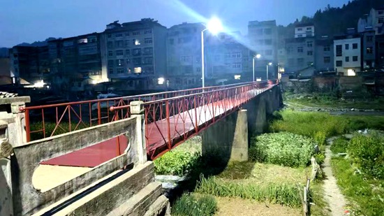 大木廠鎮：鄉賢修繕暖心橋 連接村民“小幸福”