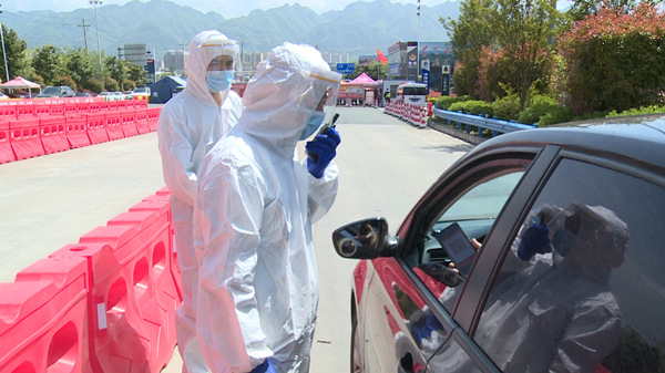 我縣開(kāi)展疫情防控疏堵保暢綜合應(yīng)急演練