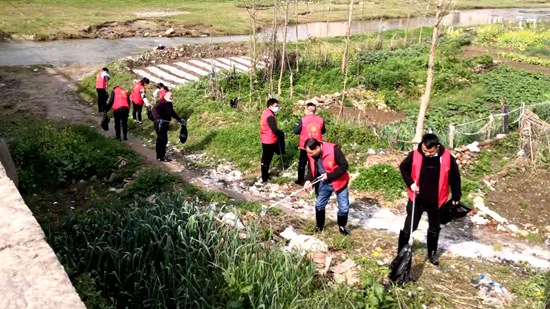 大木廠鎮：“四抓四動”全面推進人居環境整治提升