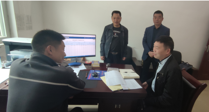 市經管局來房督導調研村級債務化解