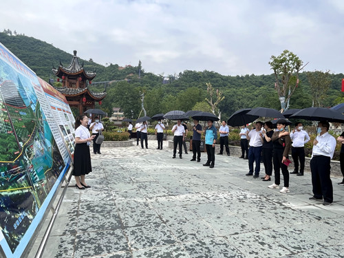 十堰市掛職干部5月份交流座談會在房縣召開