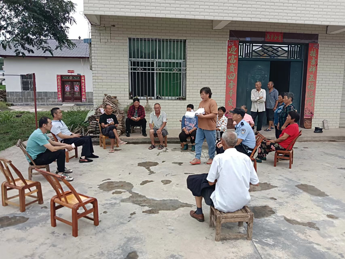 房縣民警化解一起勞資糾紛 助力優(yōu)化營商環(huán)境