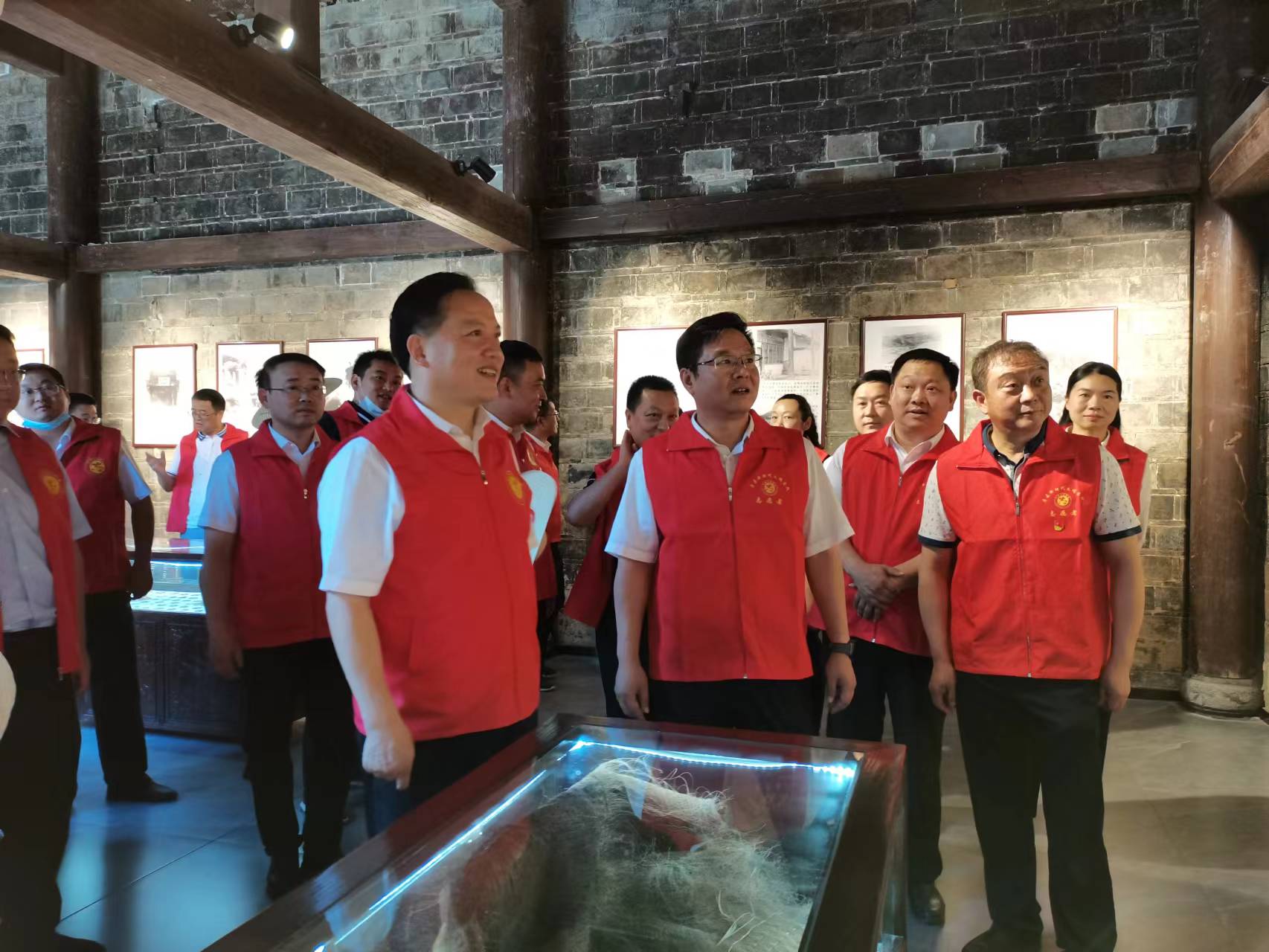 全市2022年新時(shí)代文明實(shí)踐暨“六個(gè)十堰”品牌創(chuàng)建工作拉練走進(jìn)房縣