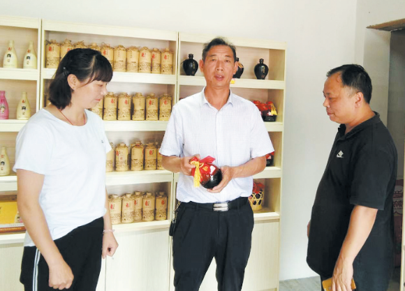 省第十二次黨代會(huì)代表耿吉奎—— 推動(dòng)農(nóng)旅融合 促進(jìn)產(chǎn)業(yè)轉(zhuǎn)型