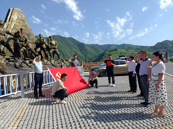 大木廠鎮(zhèn)財政所：深入紅色教育基地開展緬懷先烈活動