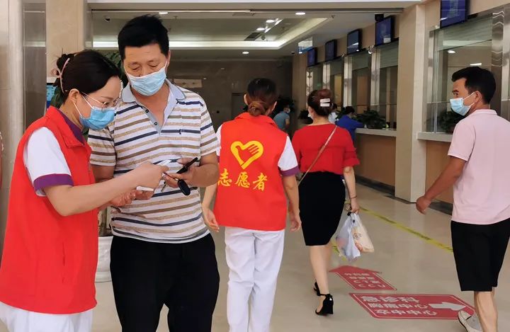 我的志愿故事：白衣紅甲 溫暖你我他