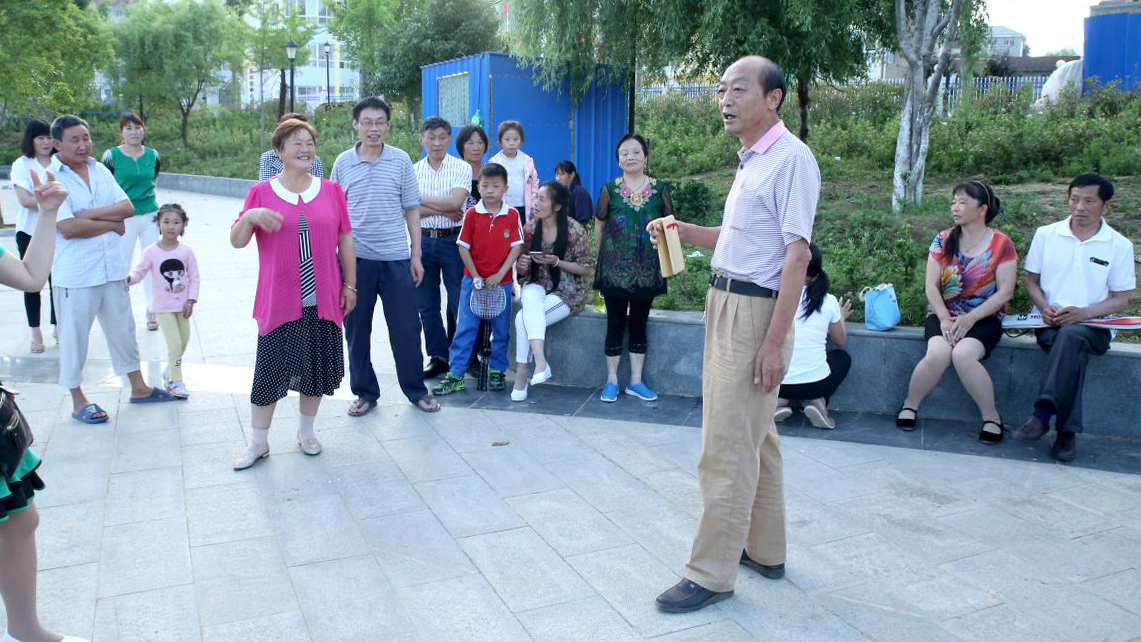 青峰鎮(zhèn)：美好環(huán)境共同締造 鄉(xiāng)賢能人共謀共管