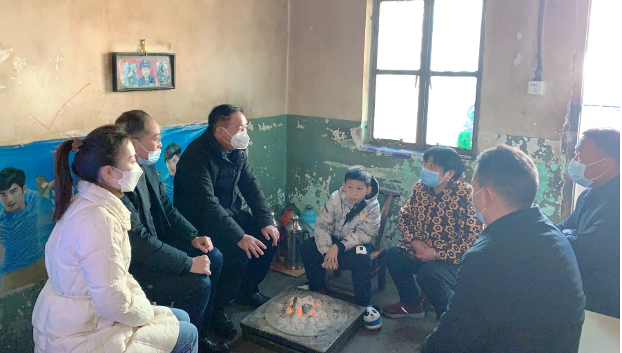 【新春走基層】縣總工會開展走訪慰問勞模活動