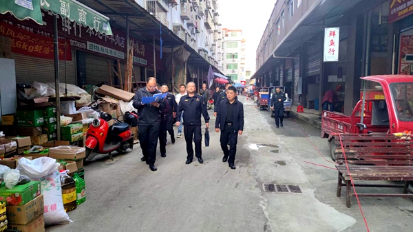 縣創(chuàng)文辦舉行便民疏導(dǎo)點(diǎn)專項(xiàng)整治工作會(huì)