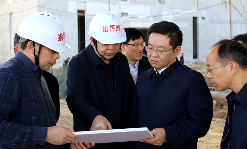 謝曉鳴在調(diào)研重點項目建設時強調(diào)：  牢固樹立“項目興縣”理念 推動經(jīng)濟社會高質(zhì)量發(fā)展