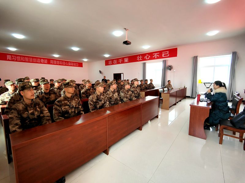 縣退役軍人事務(wù)局開(kāi)展2023年役前教育政策宣講