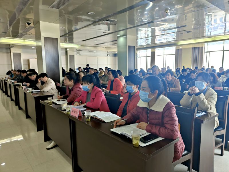 房縣職工醫(yī)保門診共濟改革政策專題培訓班召開