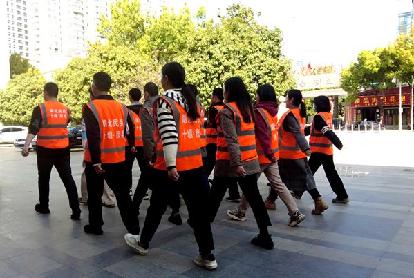 縣人武部：“點”出精氣神  “驗”出戰(zhàn)斗力