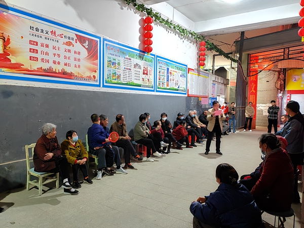 農(nóng)機服務(wù)中心包聯(lián)小區(qū)圓滿完成黨支部業(yè)委會換屆選舉工作